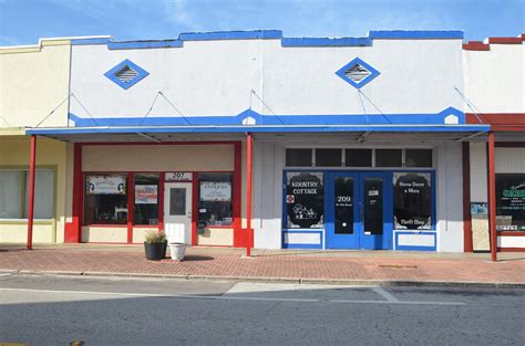 Store front for sale in Arcadia, Fl - TotalCommercial.com