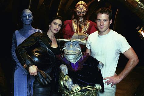 Season 1 - Farscape Photo (32199060) - Fanpop