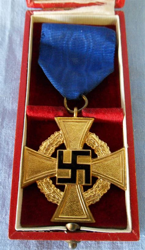 WWII German/Nazi 40 Year Service Medal | Collectors Weekly