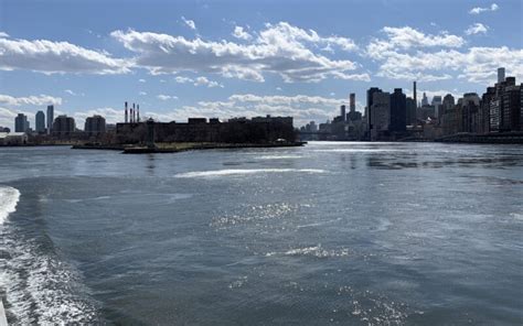 Roosevelt Island - Turnstile Tours