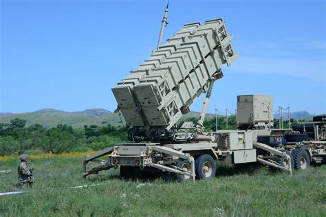 Army tests prototypes, explores technologies for air, missile defense ...