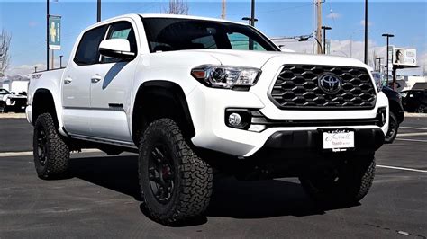 2021 Toyota Tacoma Pearl White