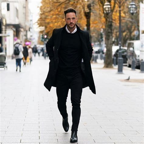 This Is How You Can Wear Your Black Overcoat To Look Insanely Sharp | Black outfit men, Men ...