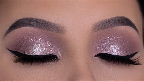 Soft Wearable Purple Glitter Eye Makeup Tutorial | Purple Holiday Makeup - YouTube