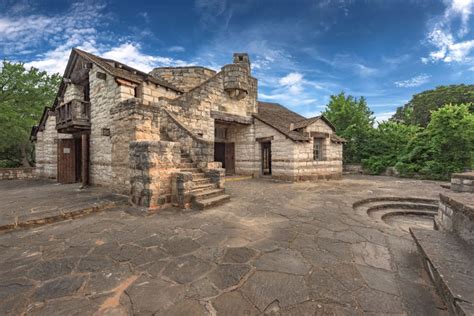 Longhorn Cavern’s long, rich history — including an underground dance hall | KXAN Austin