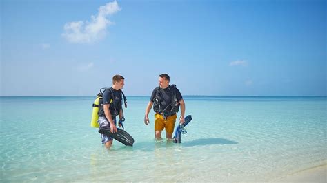 Try Scuba Diving at Kuredu Resort Maldives - No Experience Required!