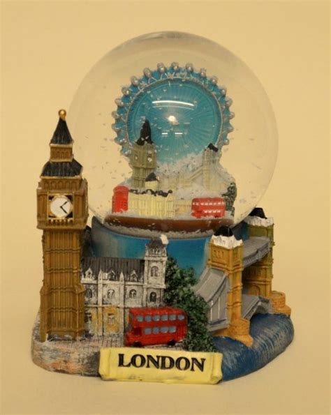 Medium London Snow Globe - Jacks Of Bath