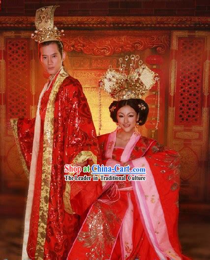 China Traditional Wedding Groom Dress and Crown Complete Set