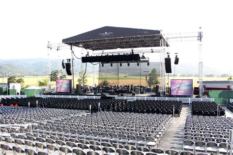 outdoor concert stage design - Google 검색 | Concert stage design, Stage ...