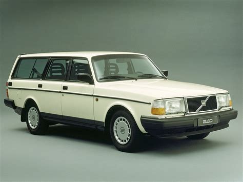 volvo, 240, Classic, 1992 Wallpapers HD / Desktop and Mobile Backgrounds