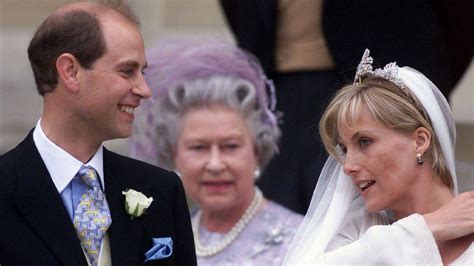 Why Prince Edward wasn't given Duke title from the Queen on wedding day ...