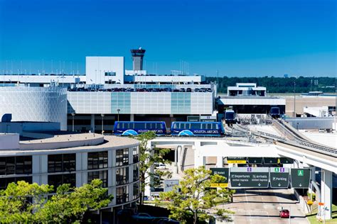 George Bush Intercontinental (IAH) Airport Parking Guide