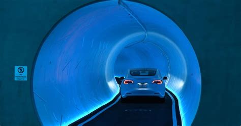 CES Attendees Navigate Show Through Elon Musk's Las Vegas Tunnels