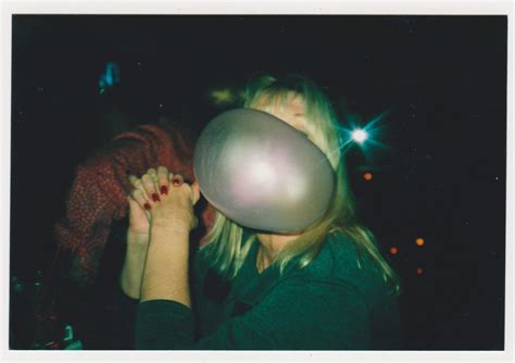 The Joy Of Chewing Gum And Blowing Bubbles - 16 Brilliant Snapshots ...