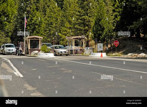 Yosemite National Park Entrance Stock Photo - Alamy