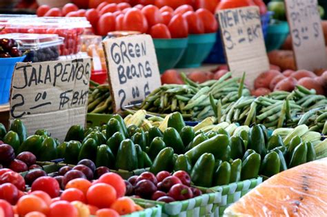 Dallas' Best Farmers Markets — 5 Spots For Great Produce and More ...