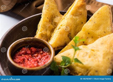 Bread Pakora or Bread Pakoda or Bhaji Stock Image - Image of pakode, breaded: 106782407