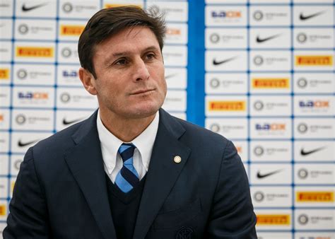 Inter Milan Vice-President Javier Zanetti celebrates 5-1 win vs AC Milan