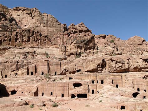 The Treasury and Great Temple at Petra, Jordan - Brewminate: A Bold ...