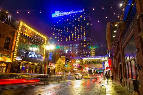 HOLLYWOOD CASINO HOTEL AT GREEKTOWN - Updated 2024 Prices & Reviews (Detroit, MI)