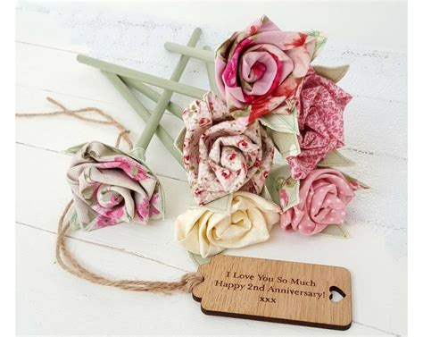 30 of the Best Second Wedding Anniversary Gifts: Cotton Ideas They'll Love | Fabric flowers, 2nd ...