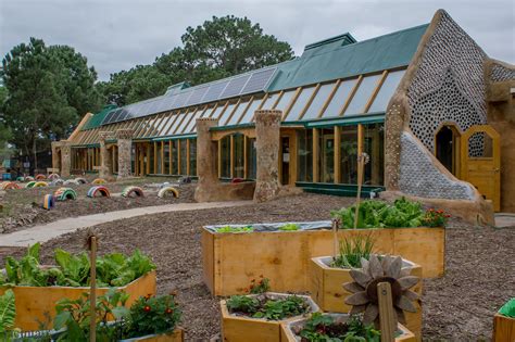 Earthship Homes | Michael Reynolds - Arch2O.com