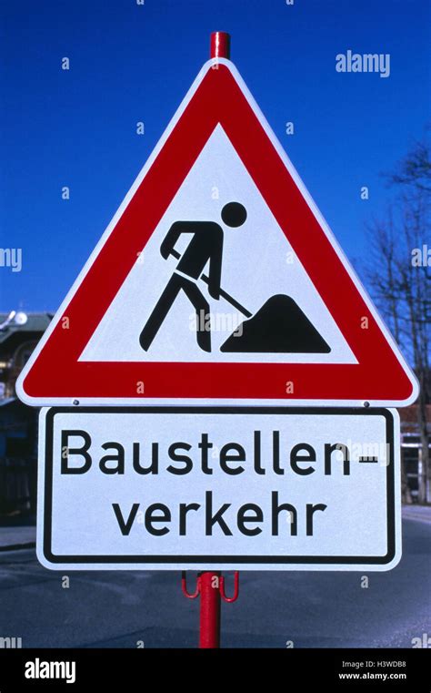 Men at work road signs hi-res stock photography and images - Alamy