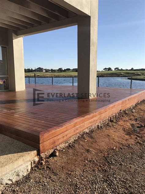 Timber Decking Melbourne - Merbau & Composite Outdoor Deck Designs