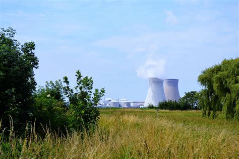 Nuclear Power Plant Free Stock Photo - Public Domain Pictures