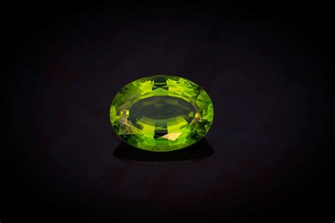 Birthstones & Gemstones: Peridot of the American Southwest | Jewelry | Interweave