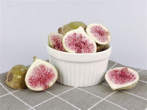 Premium Freeze-Dried Figs (Ready To Eat) (50g) – Fu Kitchen Malaysia