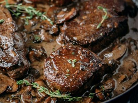 Filet Mignon in Mushroom Sauce Recipe and Nutrition - Eat This Much