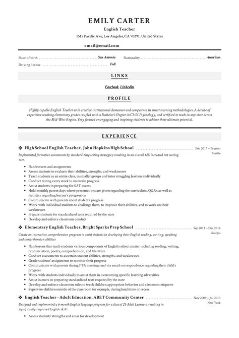 Resume Templates [2019] | PDF and Word | Free Downloads + Guides