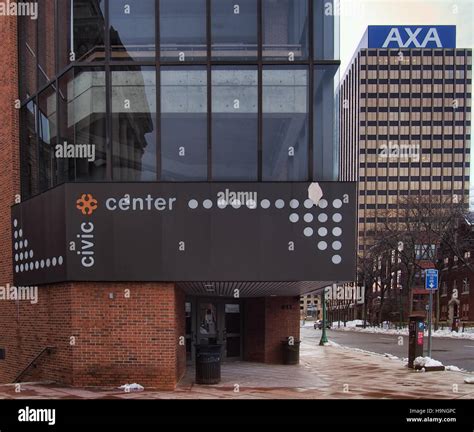 Syracuse, New York, USA. November 24,2016. View of the Civic Center and the AXA Tower in ...