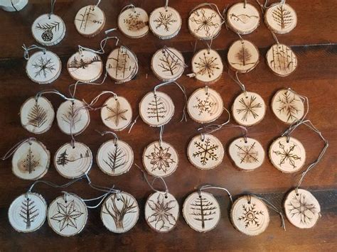 12 Rustic Wood Christmas Tree Ornaments - Etsy | Christmas wood crafts, Diy christmas tree ...
