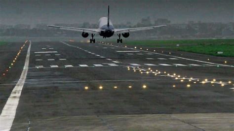 All flight operations at Srinagar Airport stopped on weekends after 5 PM, know why | Mobility ...