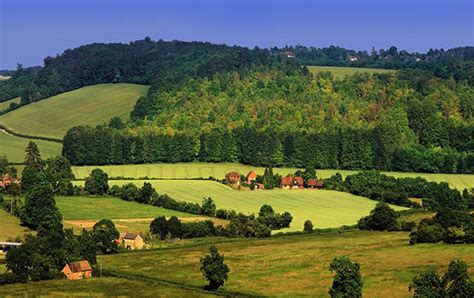 Chiltern Hills: Try Santa brewery tours, a pub lunch, stream train trip | Travel News | Travel ...