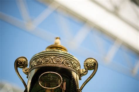 Tennis Wimbledon Trophy / Wimbledon Trophy Stock Fotos Und Bilder Getty ...