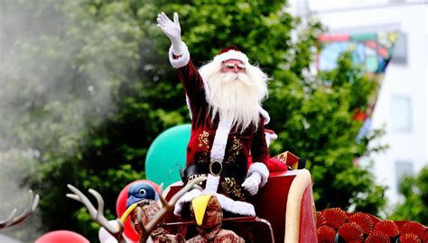 Farmers Auckland Christmas parade dumps Santa over controversial ...