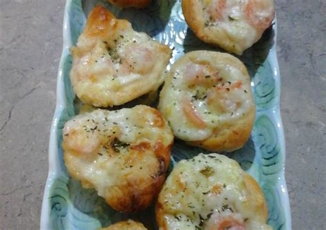 Shrimp Puffs Recipe by Kelly Hritz - Cookpad