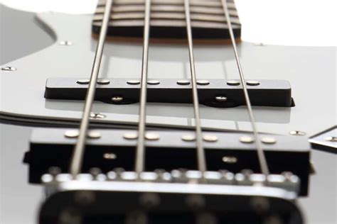 Bass Guitar: Bridge Pickups Vs. Neck Pickups