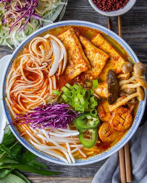 Spicy Bún bò Huế recipe by Woon.Heng | The Feedfeed Cuisine Recipes, Vegetarian Recipes, Bun Bo ...