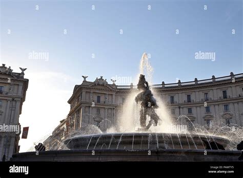 Piazza della Repubblica in Rome (Italy) with fountain Stock Photo - Alamy