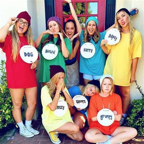 20 Last-Minute Costume Ideas For You And Your Sqaud This Halloweekend