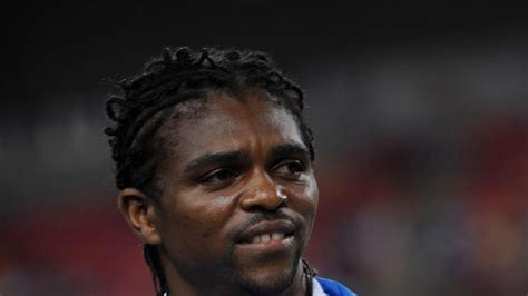 Kanu signs month-long deal | Football News | Sky Sports