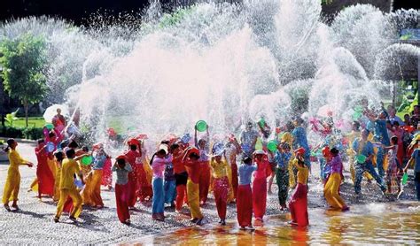 Discover Water Festival in 4 Indochina countries