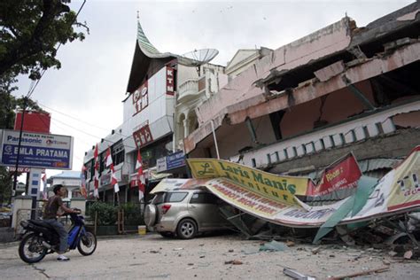 Camino Otoñal: Sumatra hit by second earthquake