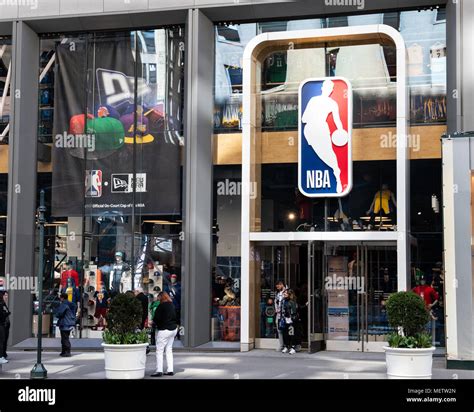 NBA store in New York City Stock Photo - Alamy