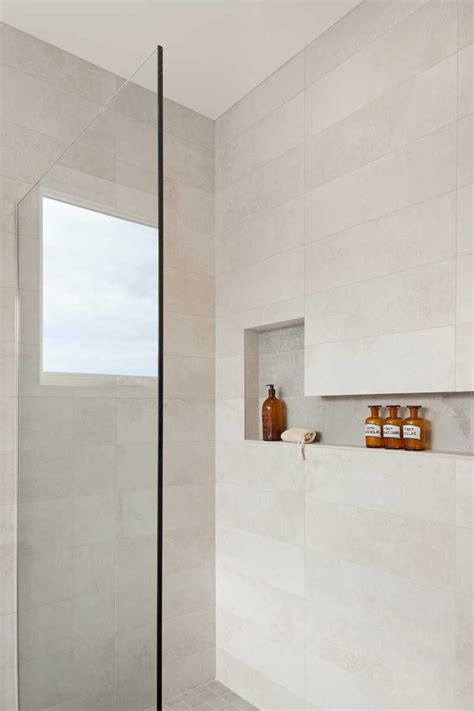 What's The Ideal Height And Design For a Shower Niche?