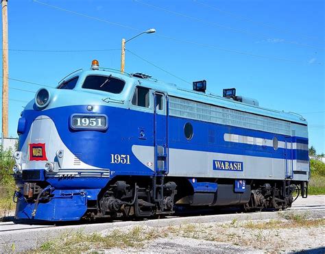 Columbia Star Dinner Train, EMD F7(A) diesel-electric locomotive in Columbia, Missouri, USA ...